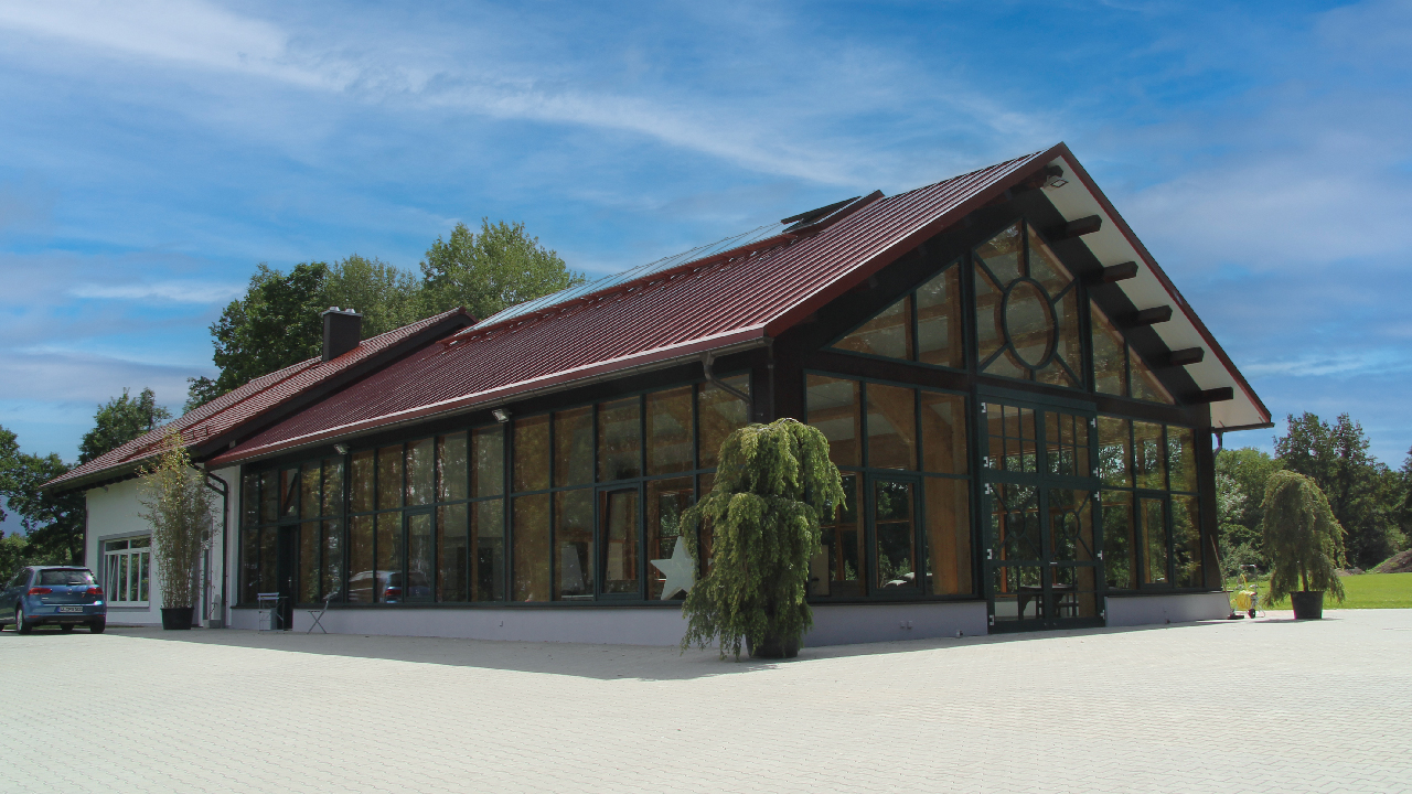 Ausstellungshalle Heckenwelt Baumschule in Dießen a. Ammersee